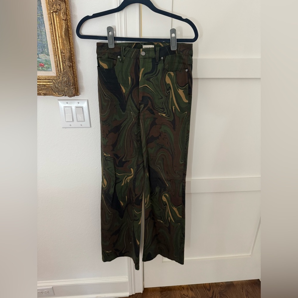 Nicole Miller Green Camouflage Trousers
